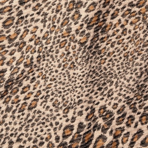 TIME and TRU Pleated Animal Print Scarf - winter - Picture 2 of 2